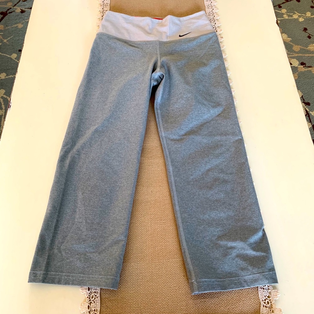 Nike Dri-Fit Cropped Legging